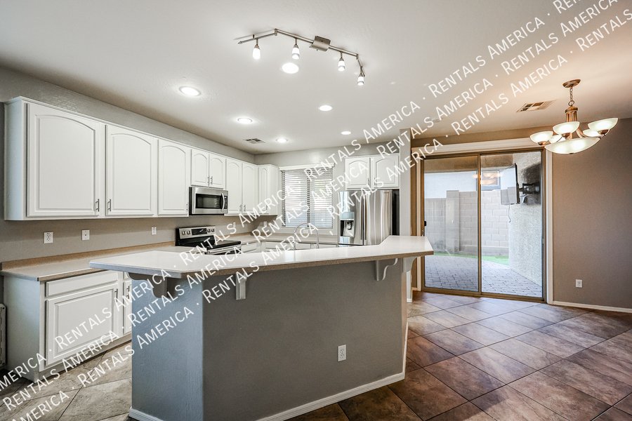 Beautiful Corner Lot 4-Bedroom Home! property image