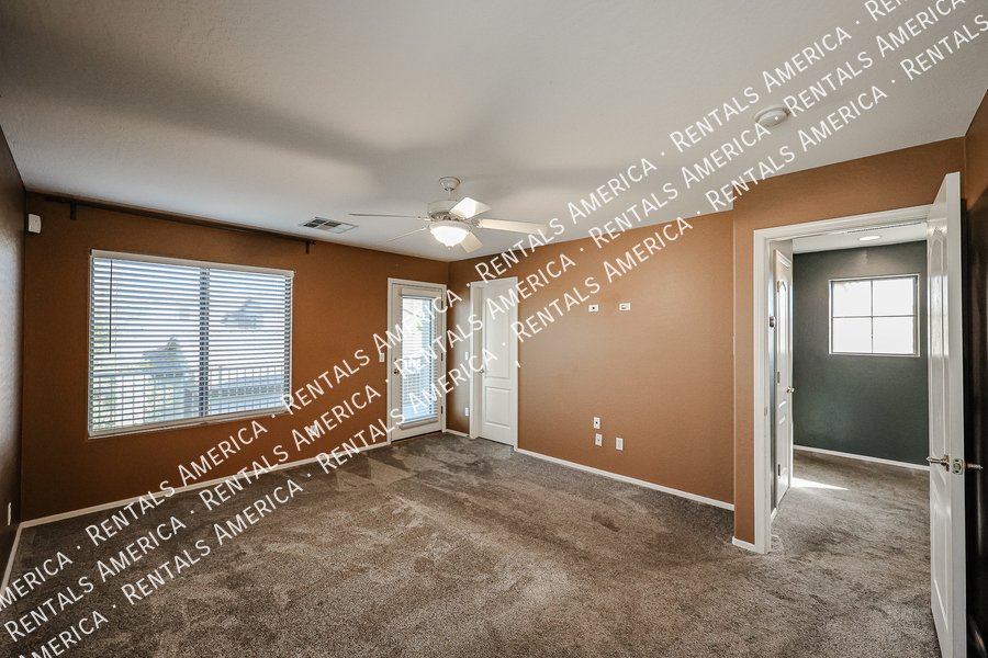 Beautiful Corner Lot 4-Bedroom Home! property image