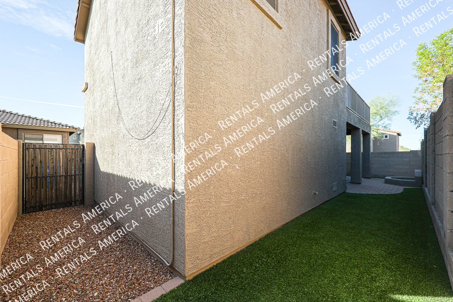 Beautiful Corner Lot 4-Bedroom Home! property image