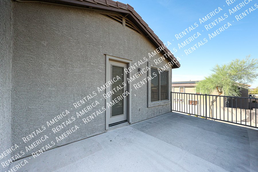Beautiful Corner Lot 4-Bedroom Home! property image