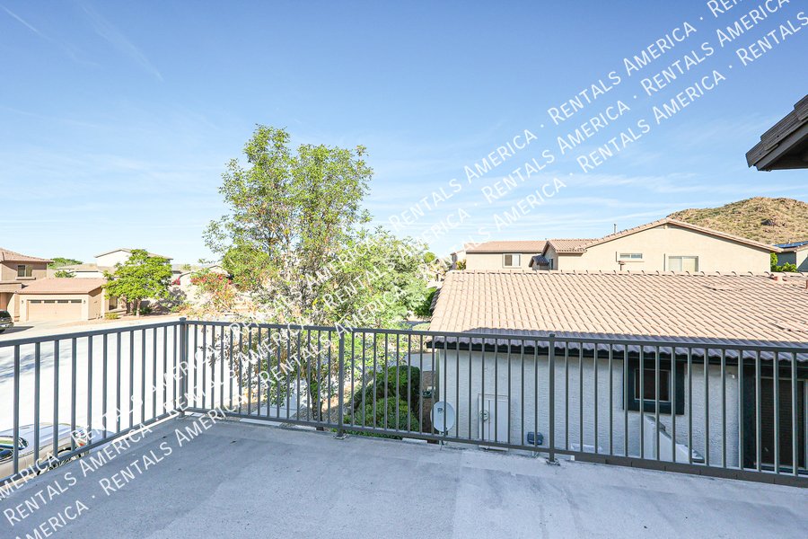 Beautiful Corner Lot 4-Bedroom Home! property image