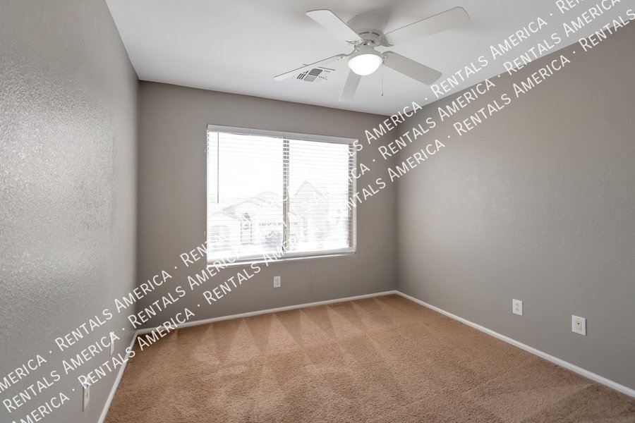 Move In Ready- 3 Bedroom 2.5 Bath, Large Loft property image