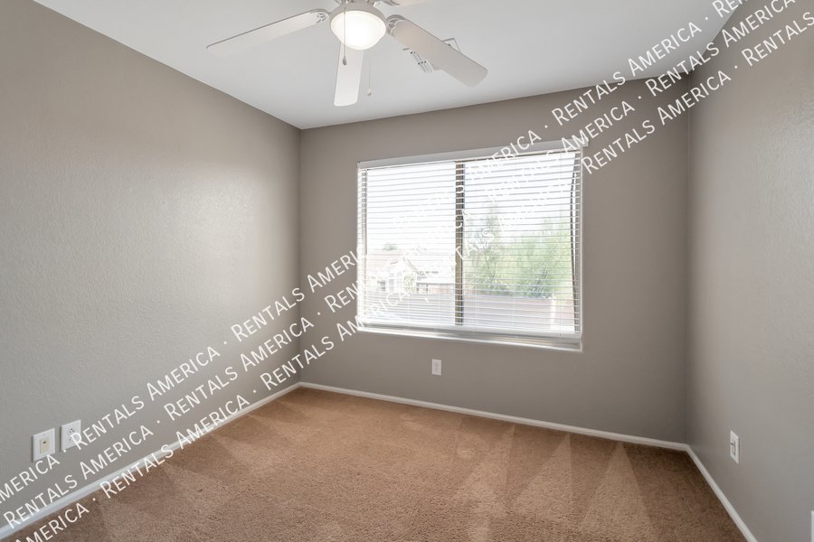 Move In Ready- 3 Bedroom 2.5 Bath, Large Loft property image