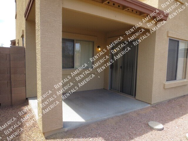 Move In Ready- 3 Bedroom 2.5 Bath, Large Loft property image
